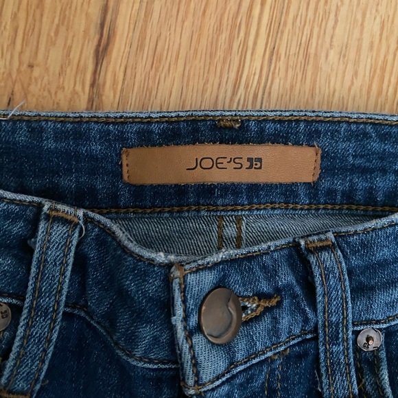 Joe’s Ripped Skinny Jeans - Picture 3 of 5